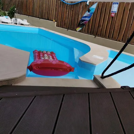 Semesterbostad House4u