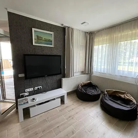 Holiday home House4u Balatonszemes