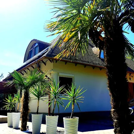 House4u בית נופש Balatonszárszó